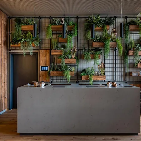 Me And Ulm, By Hyatt ウルム