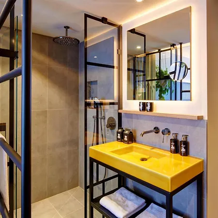 Me And Ulm, By Hyatt