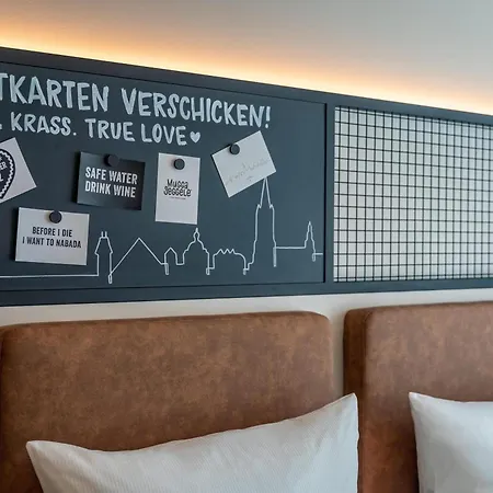 ホテル Me And Ulm, By Hyatt 4*